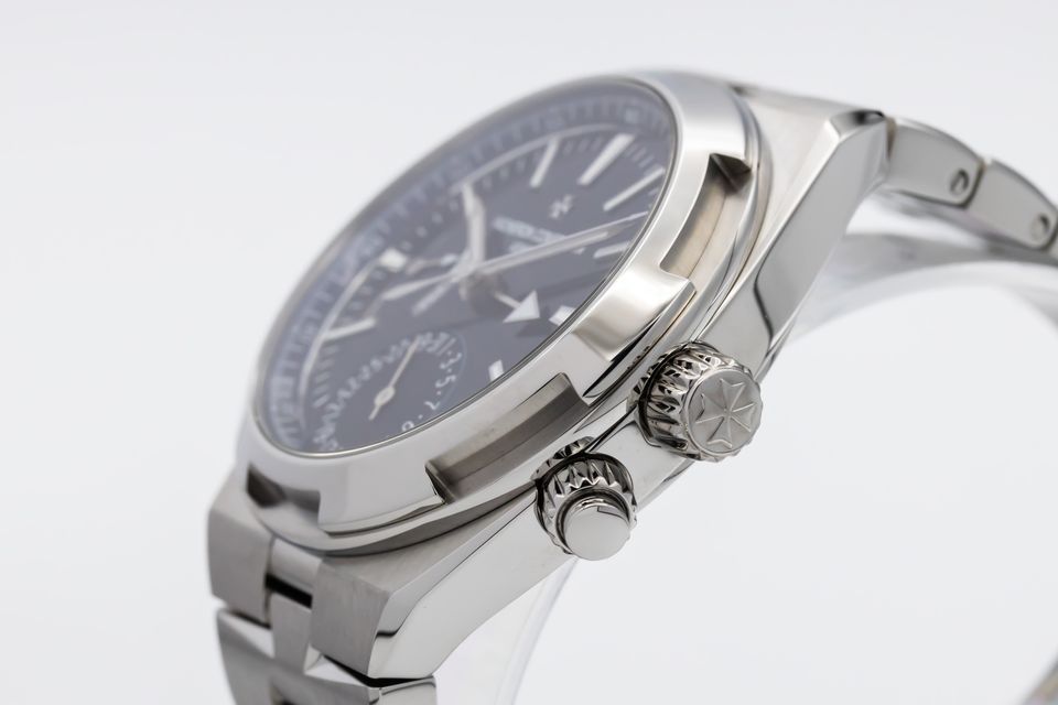 Vacheron Constantin Overseas 7900V/110A-B334 Image 2